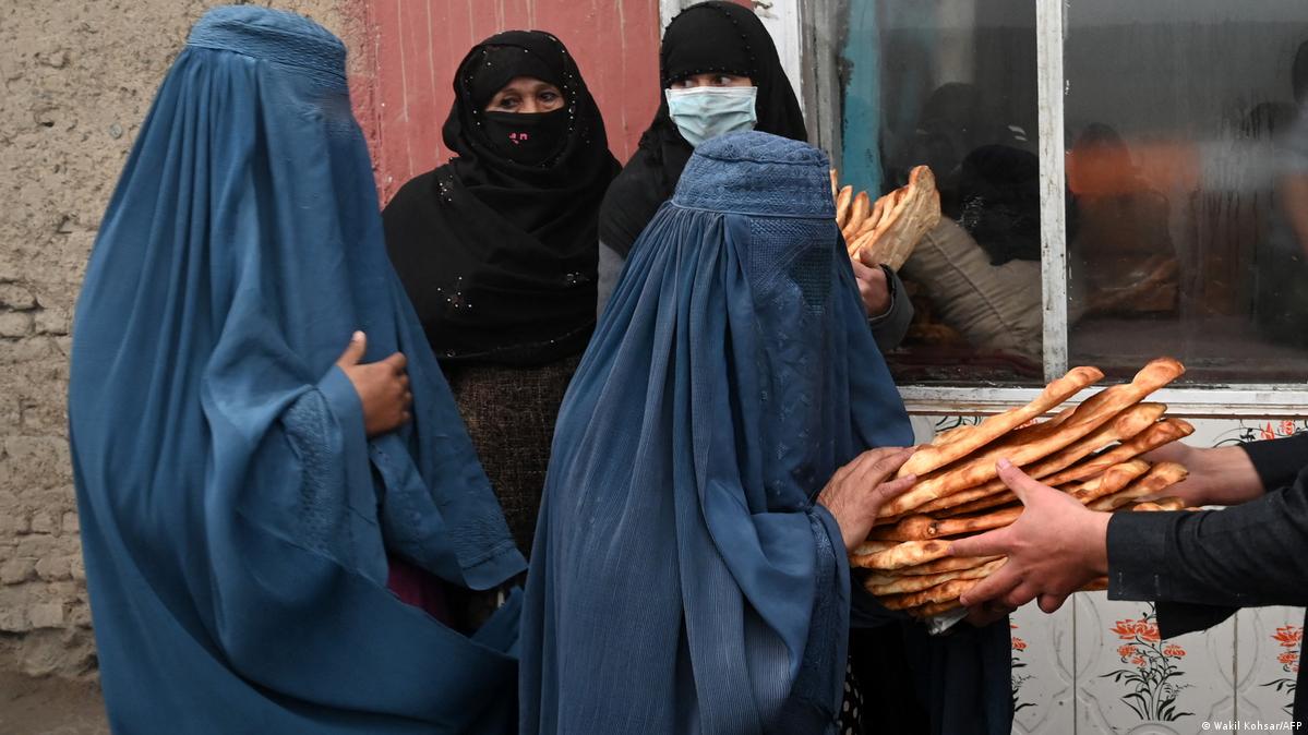 سېف دې چلډرېن: د ښځو پر کار بندیز بې‌وزلو مېرمېنو ته مرسته رسونه ټکنۍ کړې