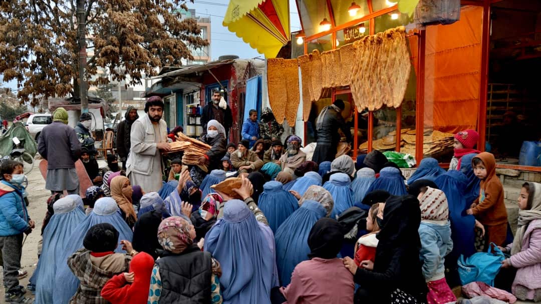 اوچا: مرستندویه ادارې له افغانانو سره مرستو رسولو ته دوام ورکوي