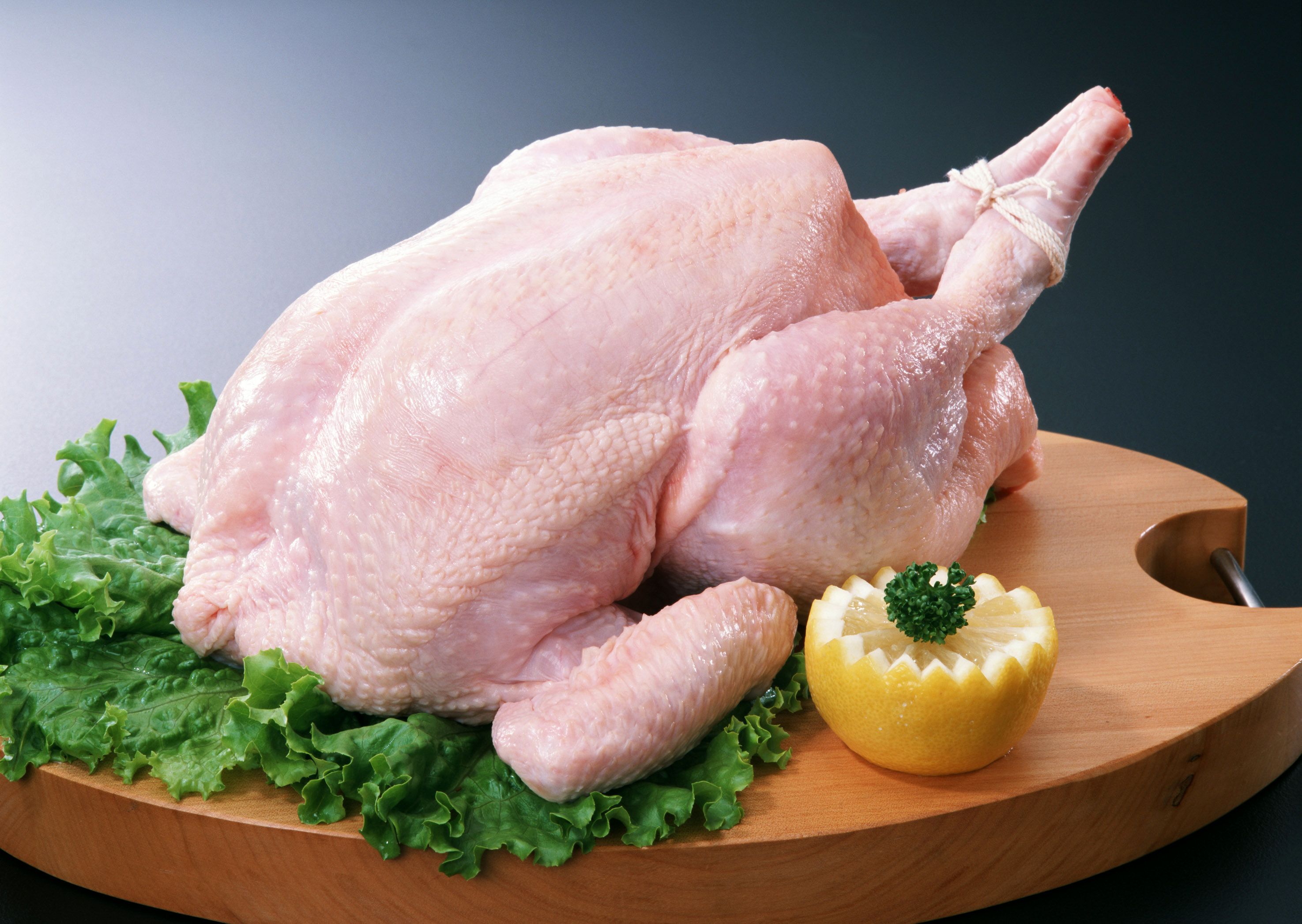 هېواد ته د چرګو د غوښې واردات بشپړ بند شول